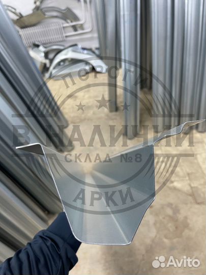 Ремонтный порог правый Renault Logan