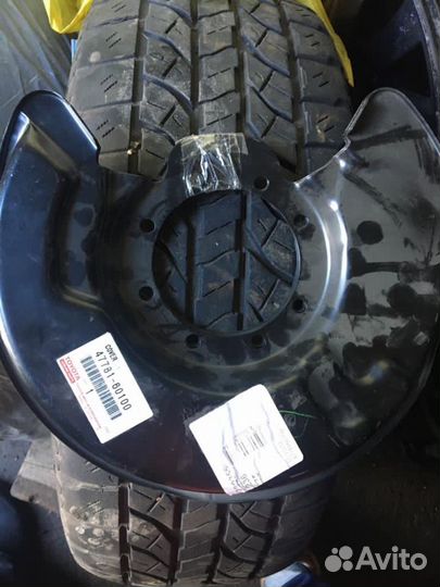 Toyota Land Cruiser. Щиток тормозного диска