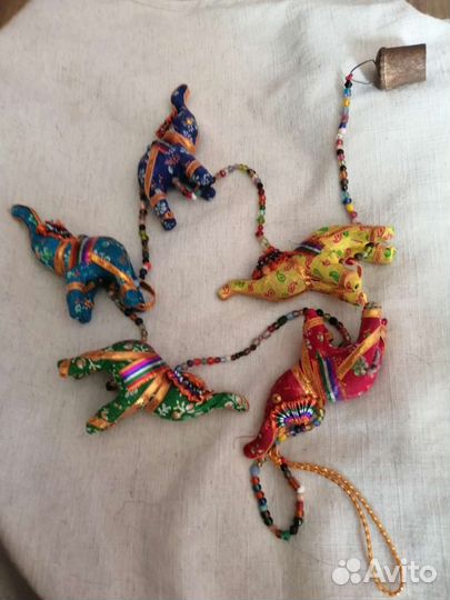 Гирлянда из слоников