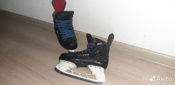 Хоккейные коньки bauer