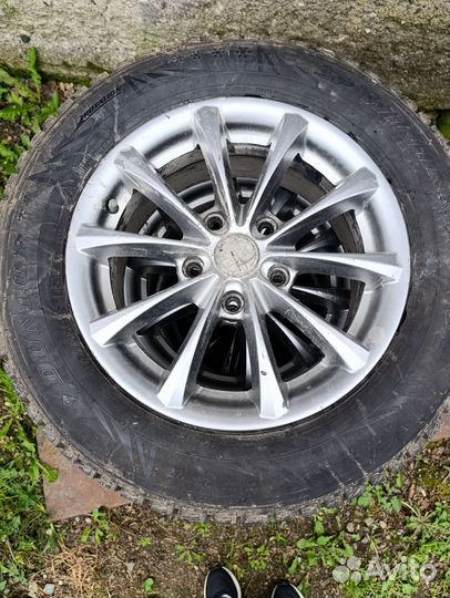 Dunlop SP Winter Ice 02 195/65 R15 95T