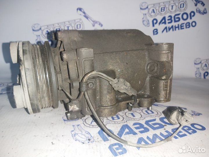 Компрессор кондиционера Mitsubishi Lancer Cedia