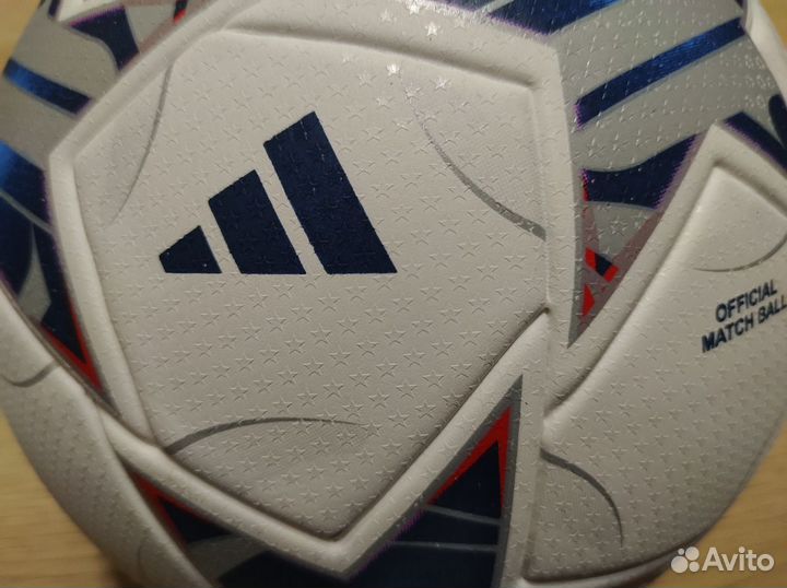 Футбольный мяч Лиги Чемпионов 23-24