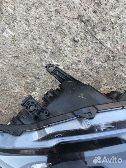 Nissan x-trail 32 фара правая рестайлинг