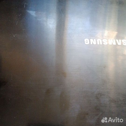 Ноутбук samsung NP300V5A