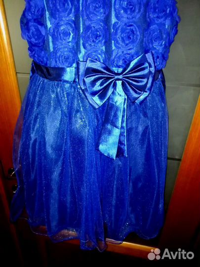 Платье нарядное