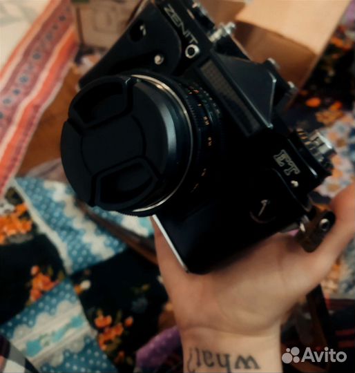 Плёночный фотоаппарат Зенит