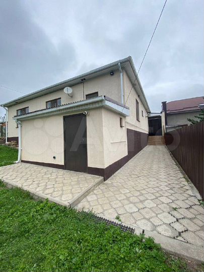 Дом 180 м² на участке 14 сот.