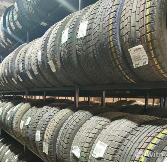 Nokian Tyres Hakkapeliitta R3 SUV 235/55 R20 97L