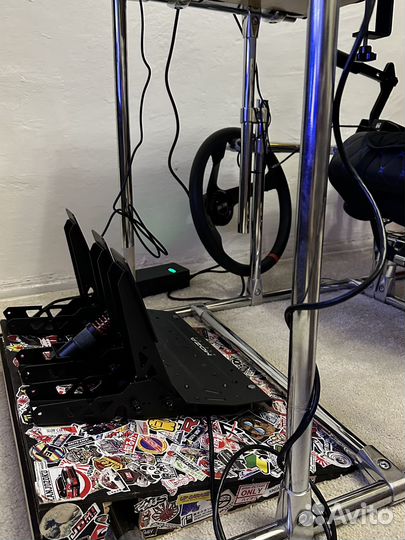 Кокпит для симрейсинга