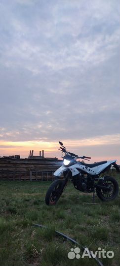 Stels trigger 125 (мотард)