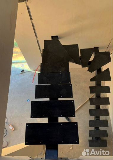 Лестница винтовая в дом