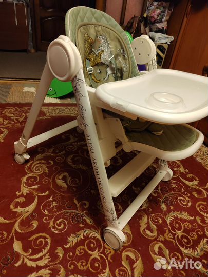 Стульчик для кормления Happy baby Berny V2