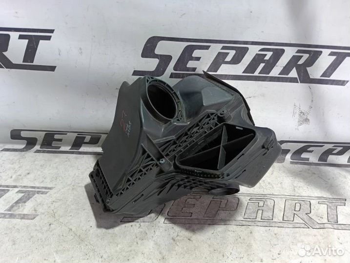 Корпус воздушного фильтра Audi A4 Allroad B8 2.0