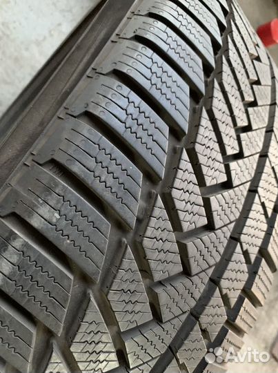 Continental ContiWinterContact TS 850 P 235/45 R20 100V