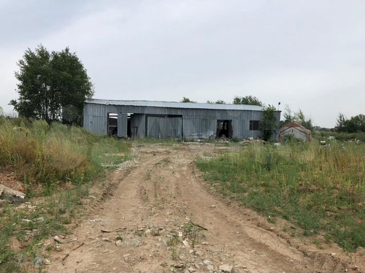 Здание, 900 м²