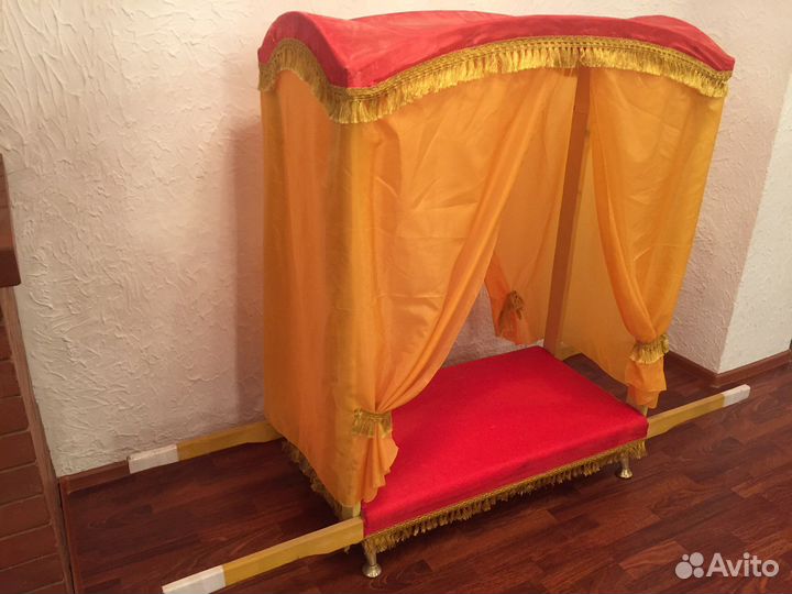 Носилки для индийских постановок