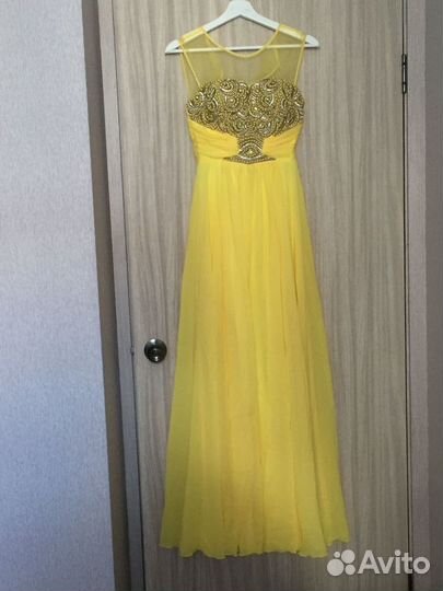 Вечернее платье в пол 42 44