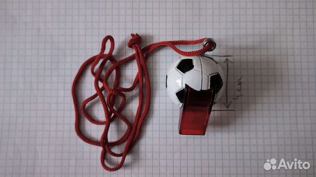 Зажигалка футбольный мяч/свисток 2шт