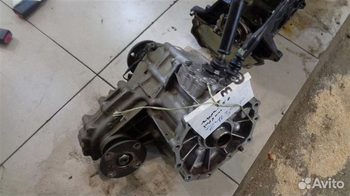 Коробка раздаточная Mazda BT-50