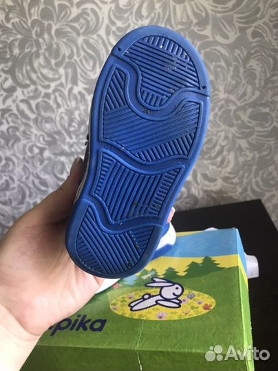 Детские ботинки