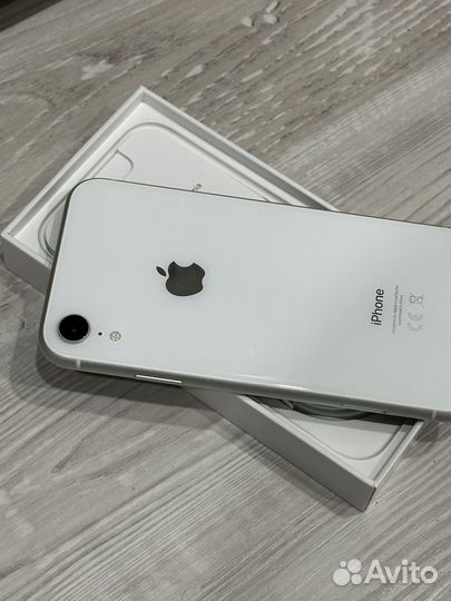 iPhone XR 128 gb