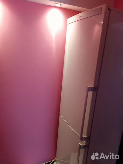 Холодильник Blomberg