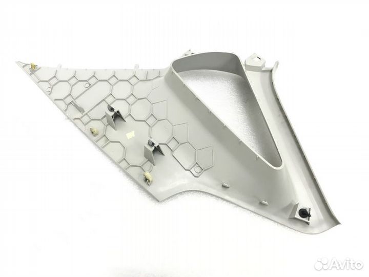 Обшивка стойки задняя левая Volkswagen Polo 1.6