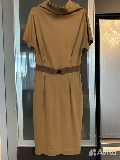 Платье футляр 44