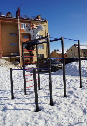 Спортивный комплекс воркаут для двора