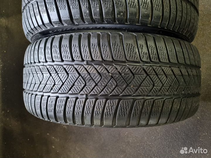 Pirelli Winter Sottozero 3 245/40 R20