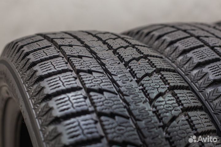 Toyo Observe GSi-5 225/60 R18 100Q