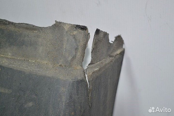 Крыло ведущего моста, переднее правое volvo FH (01