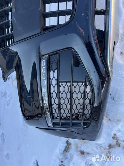 Audi Q7 V12 бампер в сборе