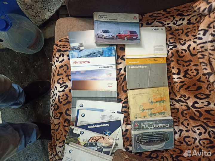 Книги по ремонту авто