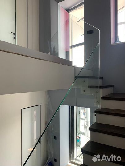 Перила для бизнес центра