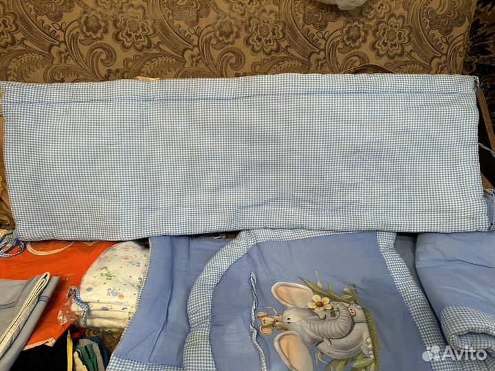 Бортики в кроватку