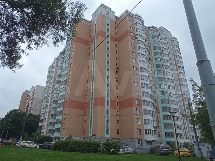 Продается коммерческая, 81.2 кв.м., 1/ эт