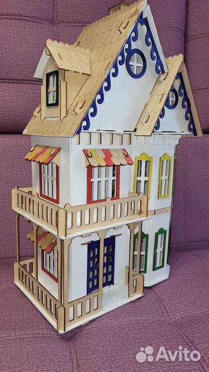 Домик кукольный