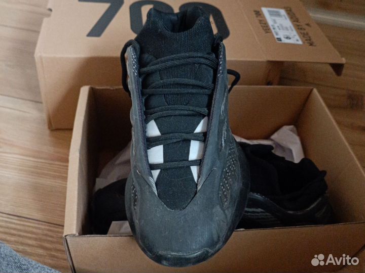 Кроссовки adidas yeezy boost 700 мужские38 размер