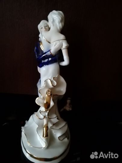 Фарфоровые статуэтки