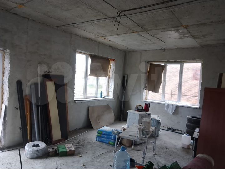 Дом 170 м² на участке 8 сот.