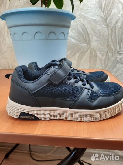 Кеды на мальчика 36