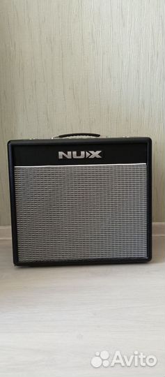 Гитарный комбоусилитель NUX Mighty 40bt