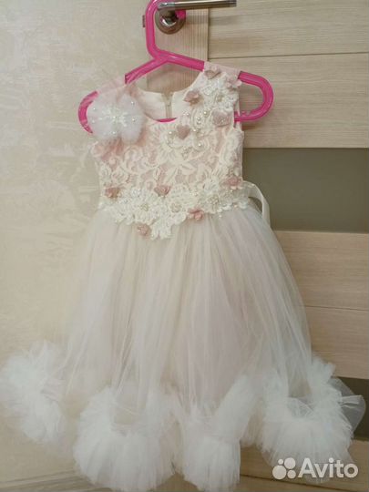 Платье для девочки новое
