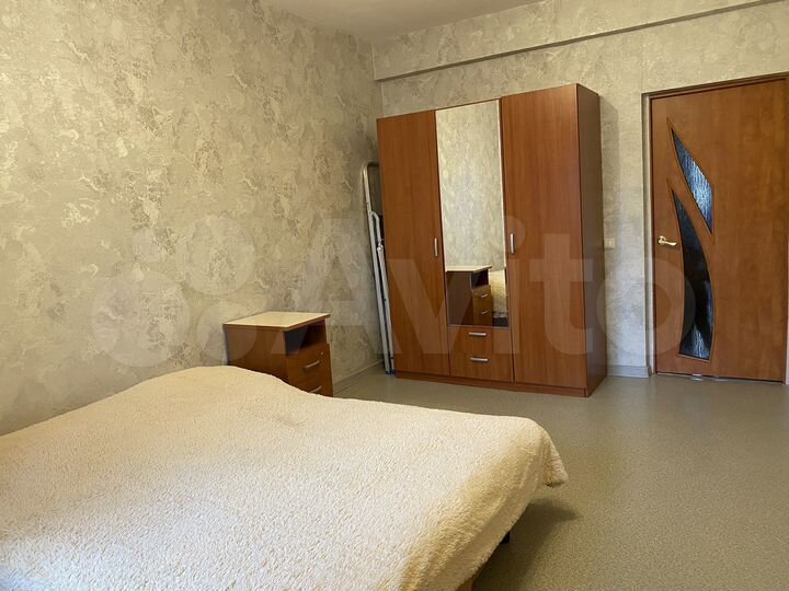 3-к. квартира, 95 м², 6/9 эт.