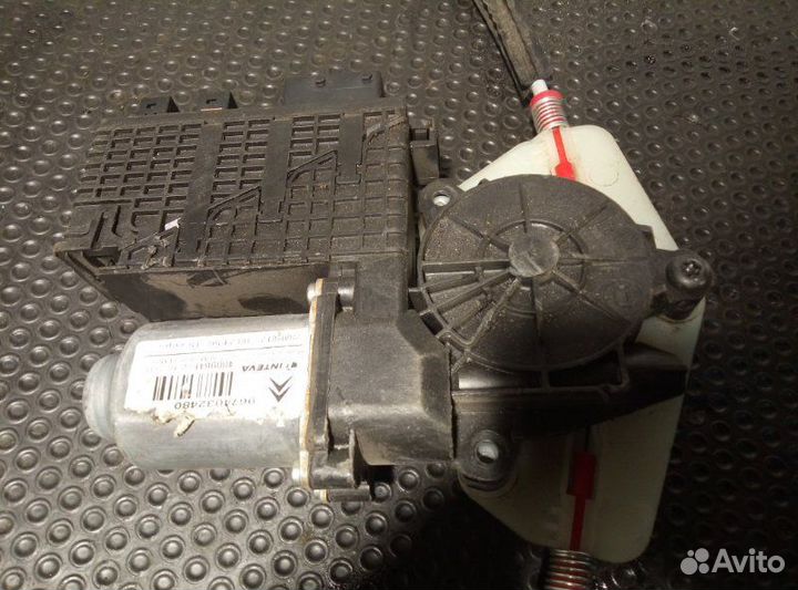 Стеклоподъемник передний правый Citroen Picasso