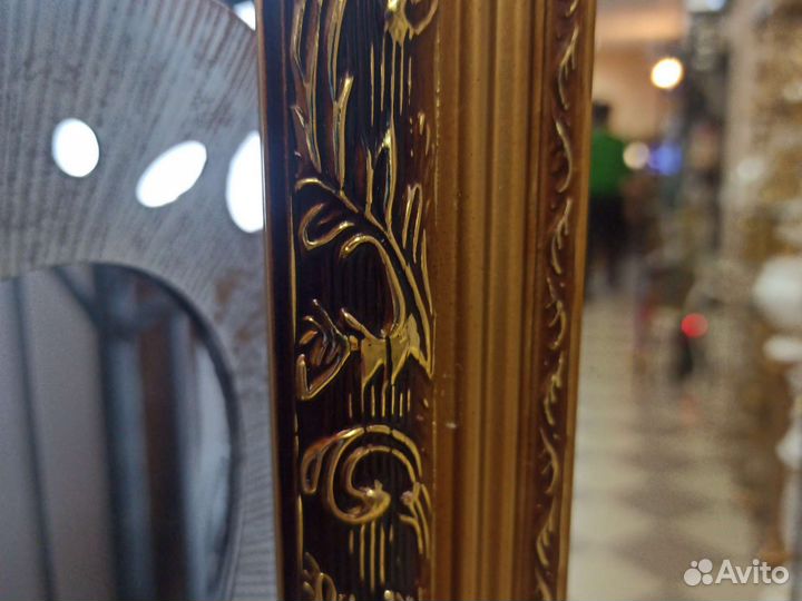 Зеркало в багете