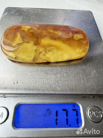 Янтарь натуральный. Пейзажный