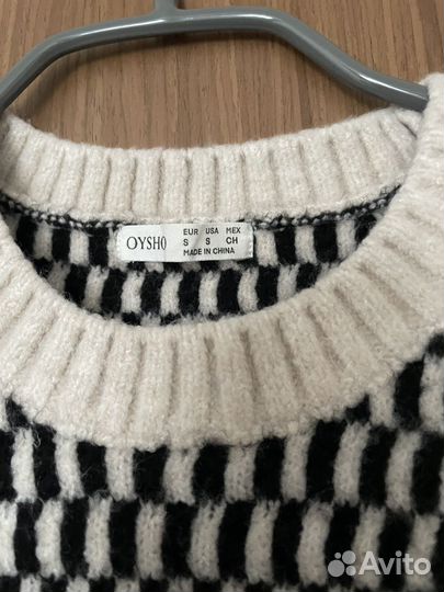 Свитер женский